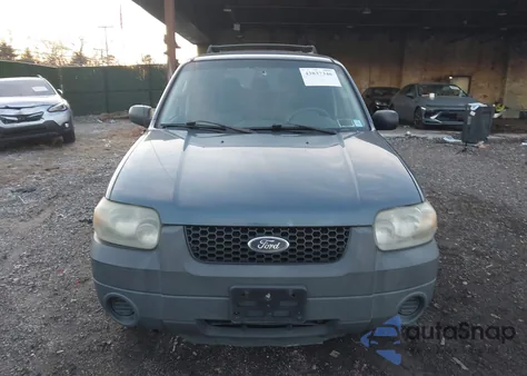 2005 Ford Escape Xls из США, поврежденный, VIN 1FMYU02Z25KB63243